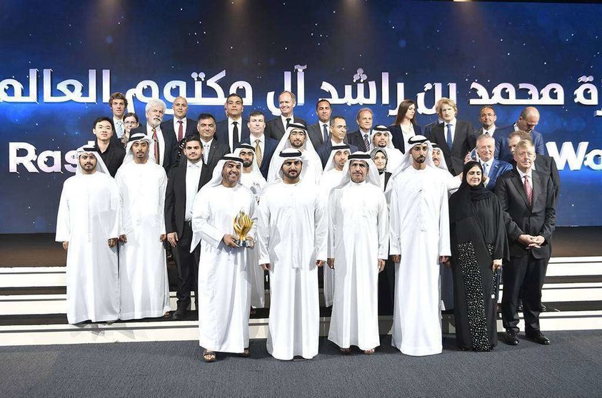 Foto de familia de los galardonados con el Mohammed bin Rashid Al Maktoum Global Water Award.