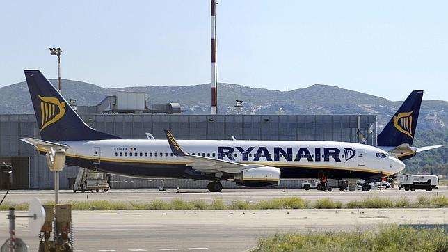 Ryanair es la aerolínea preferida por los españoles.