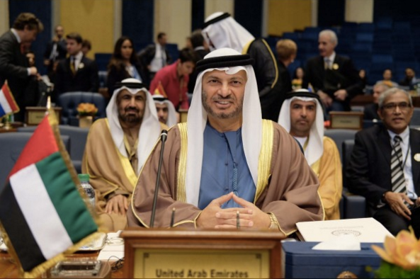 El ministro Gargash en el encuentro de la coalición internacional celebrado en Kuwait. (Wam)