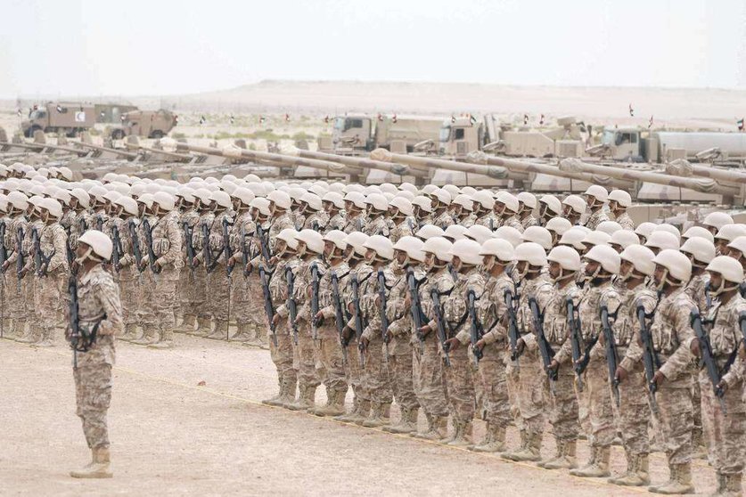 Soldados de Emiratos Árabes Unidos en Abu Dhabi.