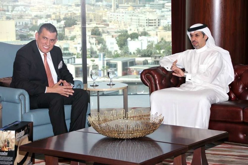 Roberto Intriago, director ejecutivo de ProEcuador, y Hamad Buamim, presidente de la Cámara de Comercio de Dubái, durante el encuentro. (EL CORREO)
