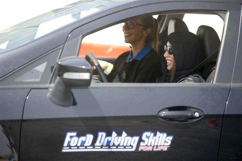 Mujer saudí conduciendo. (AP)