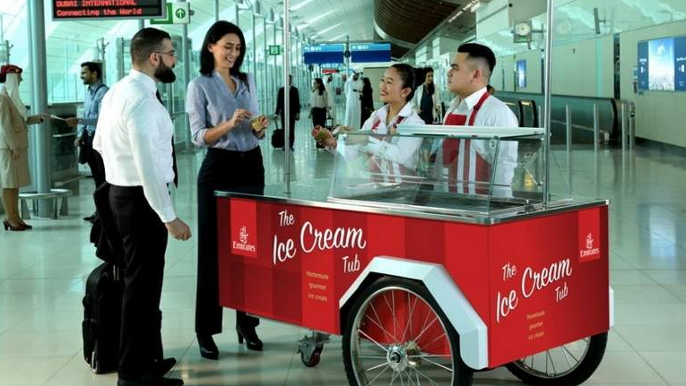 Los carritos de helados marca Emirates.