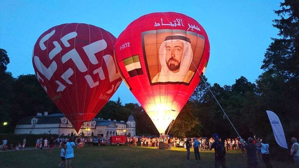 Espectacular imagen del globo de Sharjah con la imagen del jeque Dr. Sultán Bin Mohammed Al Qasimi. (Richard Ramos)