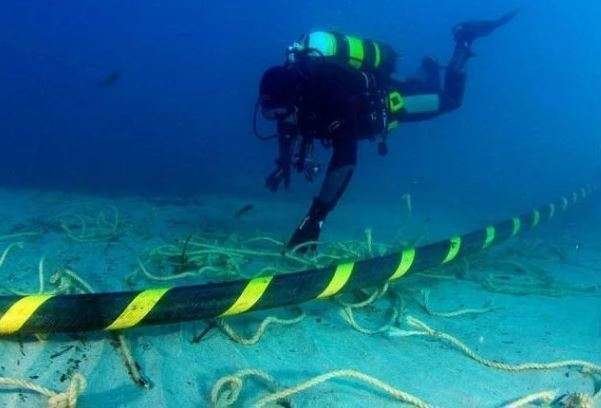 Cable submarino.