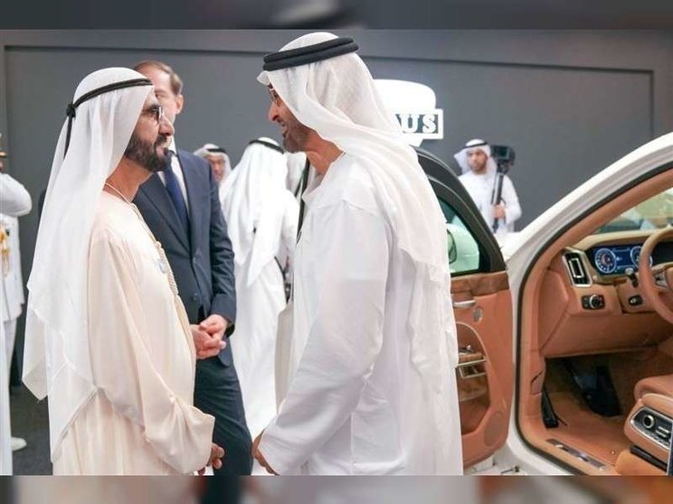 El gobernante de Dubai y el príncipe heredero de Abu Dhabi en Idex 2019.