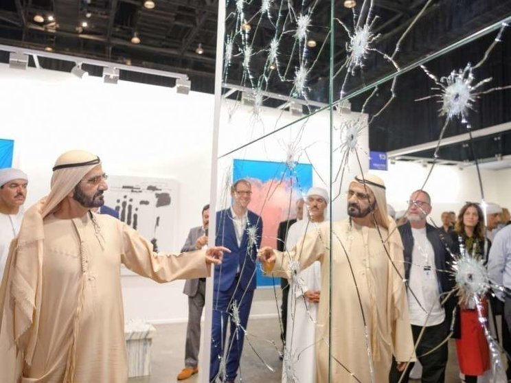 Sheikh Mohammed bin Rashid Al Maktoum en Art Dubai. (WAM)