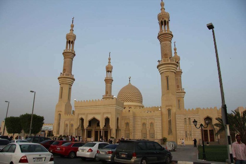 Mezquita en Emiratos. (EL CORREO)