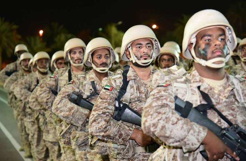 Ceremonia de graduación de los nuevos soldados de Emiratos Árabes Unidos. (WAM)