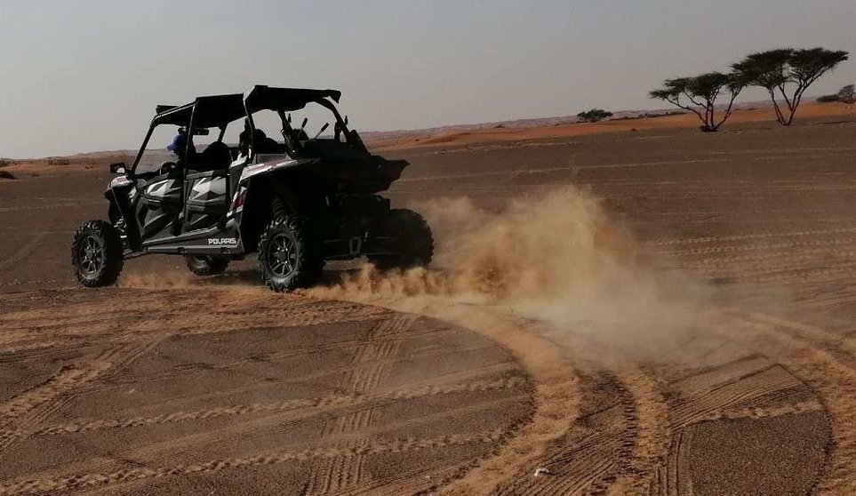 Paseo en buggy por el desierto de Emiratos Árabes. (EL CORREO)
