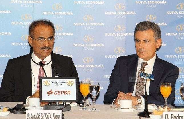  El ministro de  Desarrollo de Infraestructuras de Emiratos Árabes Unidos, Abdullah Bel Haif Al Nuaimi, junto a Pedro Saura.