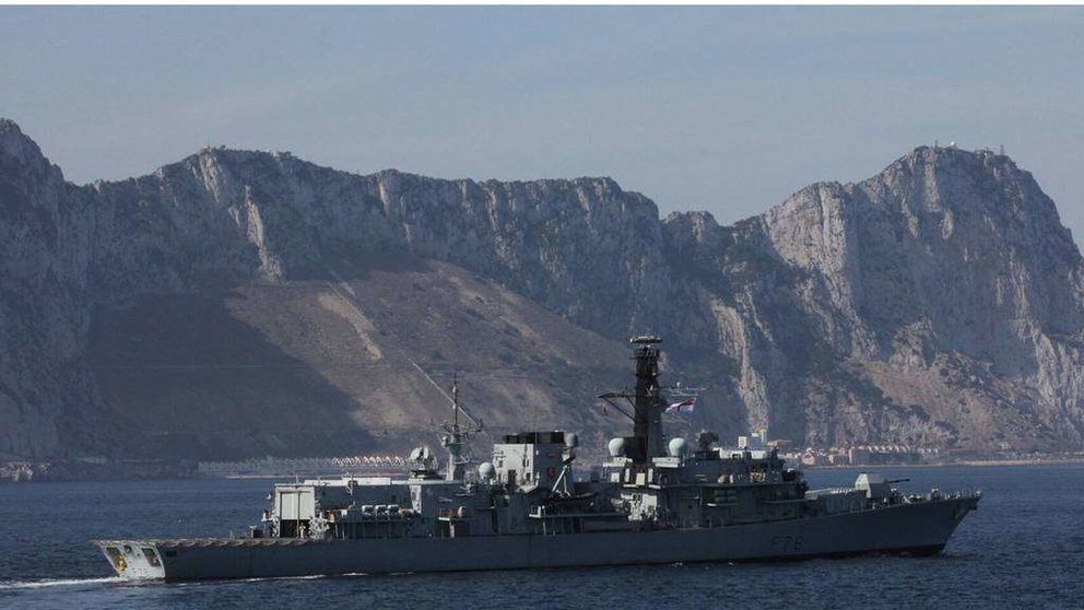Buque de guerra británico en Gibraltar. (Ministerio de Defensa)