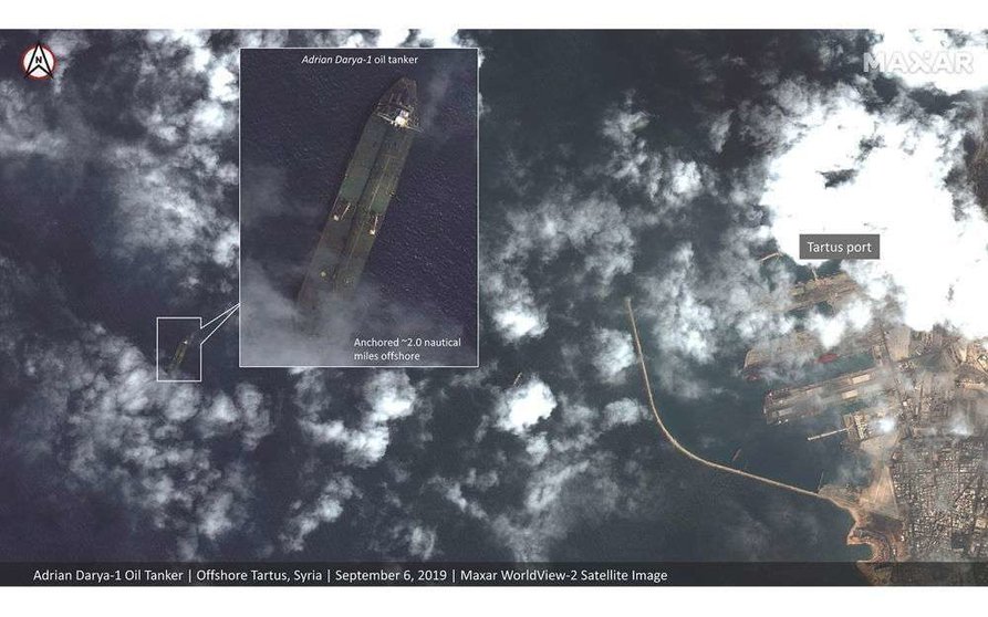 Imagen de satélite publicada por EEUU del petrolero iraní en un puerto sirio.