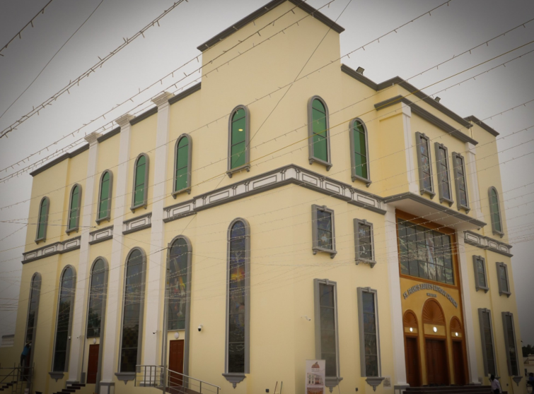 Imagen de la nueva iglesia católica de Salalah en Omán.
