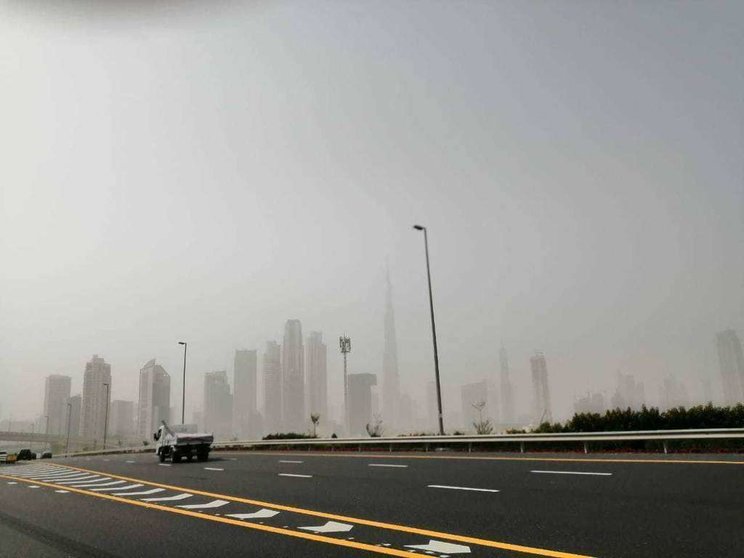Imagen de la tormenta de arena en Dubai. (EL CORREO)