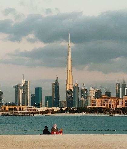 Una imagen de Dubai con el Burj Khalifa de fondo. (Instagram)