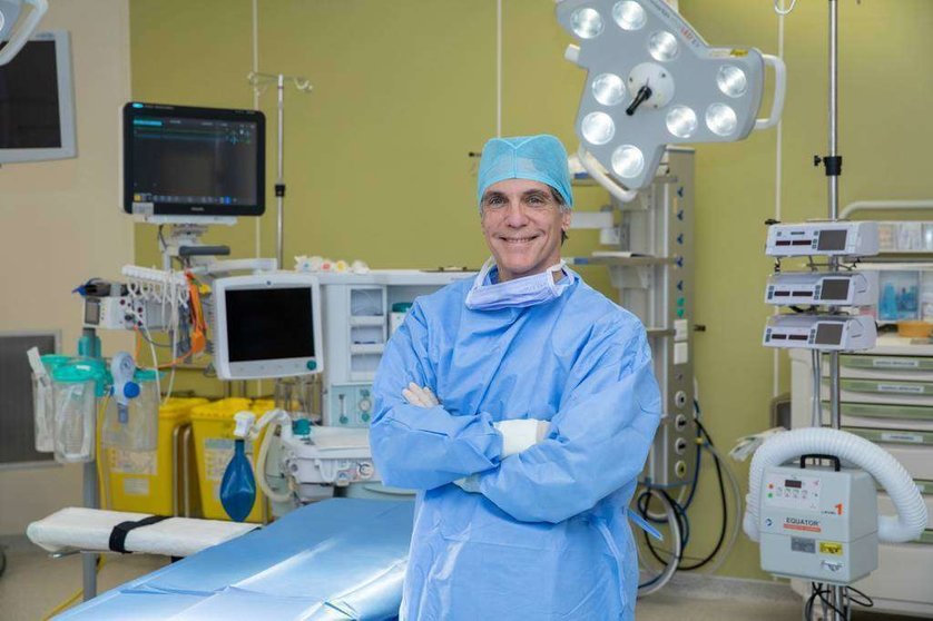 El doctor Gabriel Fernando Bonesana, con una dilatada y exitosa trayectoria profesional como cirujano plástico, presta actualmente sus servicios en la clínica Burjeel Day Surgery Center de Al Reem Island en Abu Dhabi. (EL CORREO)