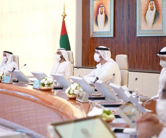 El gobernante de Dubai durante la reunión del Gabinete este martes. (Dubai Media Office)