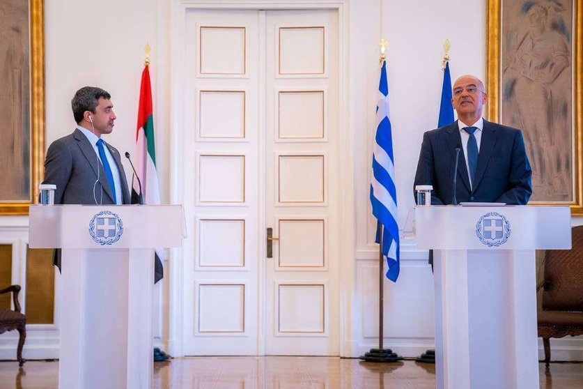 Los ministros de Exteriores de Emiratos Árabes y Grecia. (WAM)