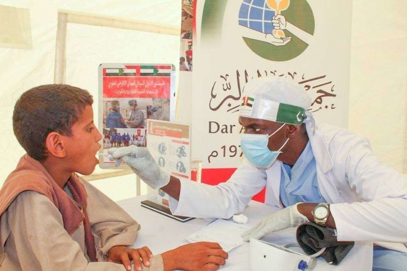 Personal sanitario en Emiratos Árabes Unidos. (WAM)