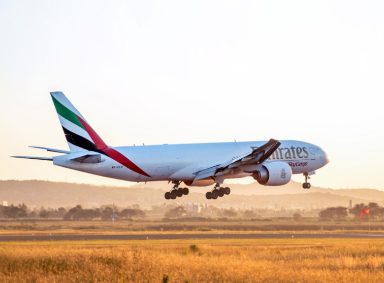 Un avión de la aerolínea de Dubai. (Emirates)