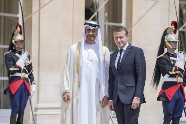 El príncipe heredero de Abu Dhabi visitó Francia el pasado mes de junio y se reunió con el presidente Macron.