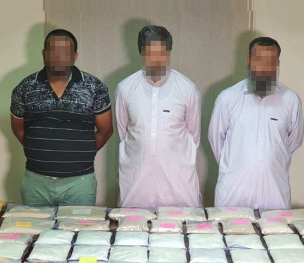 La Policía de Abu Dhabi difundió en las redes sociales esta imagen de los presuntos narcotraficantes.