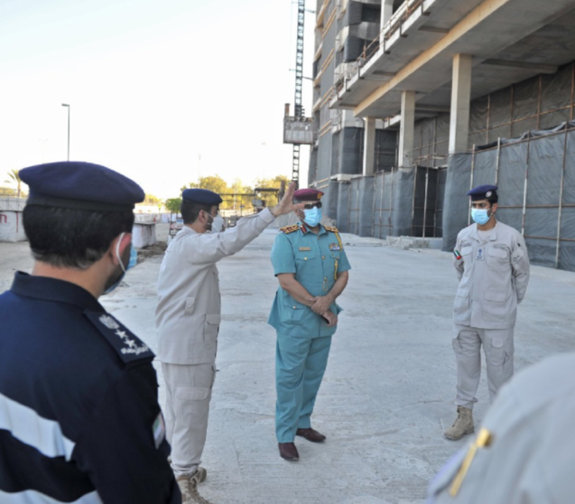 Oficiales de policía de Abu Dhabi en la era del coronavirus. (Twitter)