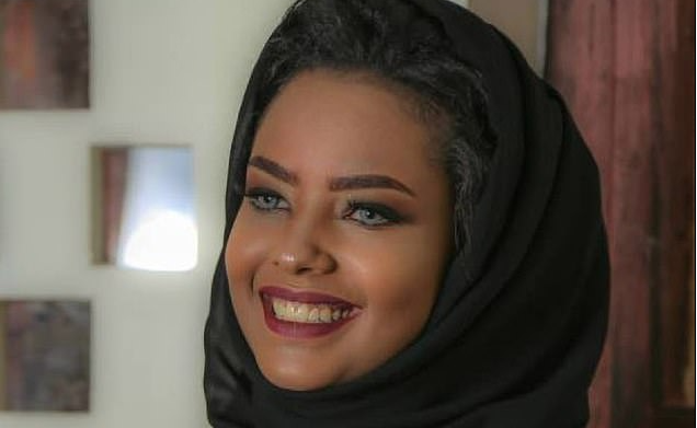 La modelo y actriz yemení secuestrada Entesar Al-Hammadi. (Twitter)