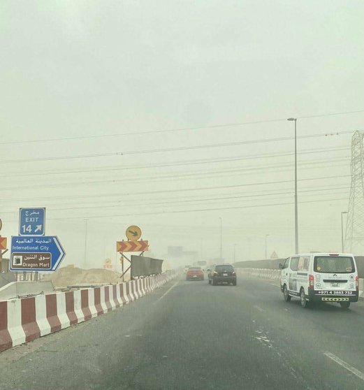 Una carretera de Dubai este viernes. (María Pirén Enciso)