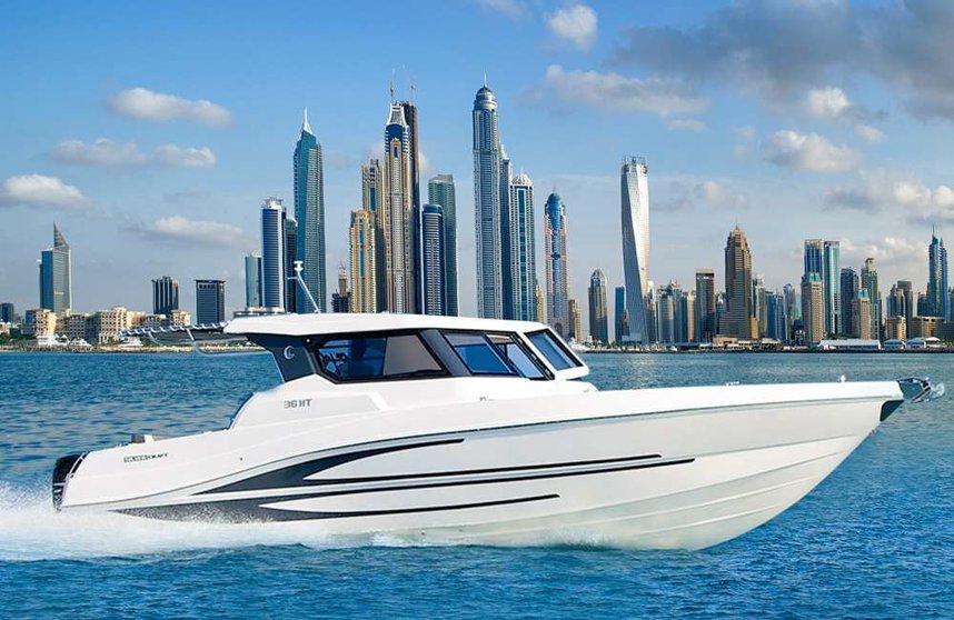 Navegar en un barco de lujo ante Dubai Marina es una experiencia inolvidable. (Cedida)