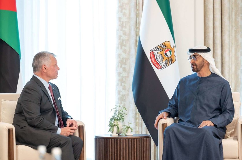 El presidente de Emiratos y el rey de Jordania en Abu Dhabi. (WAM)