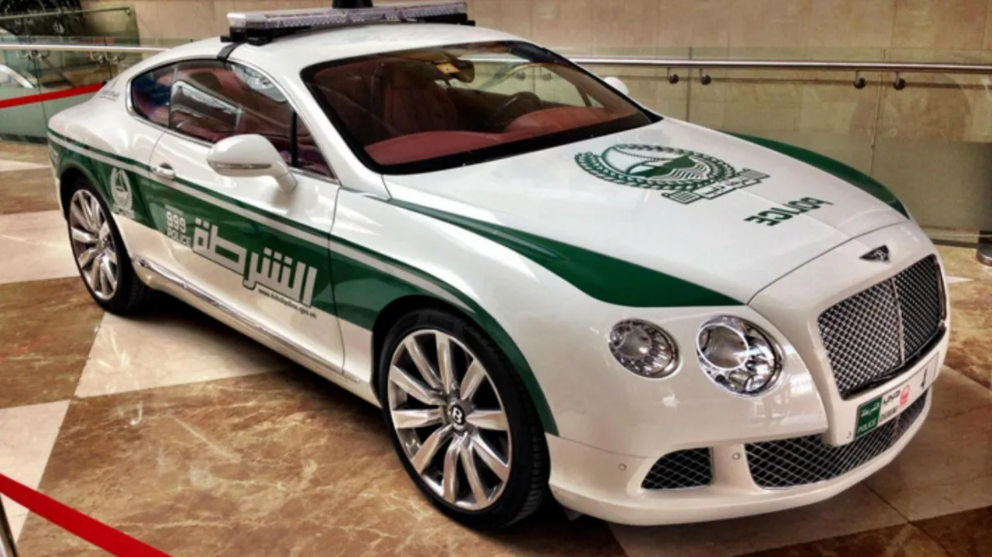 Bentley Continental GT de la flota de coches de la Policia Dubai.