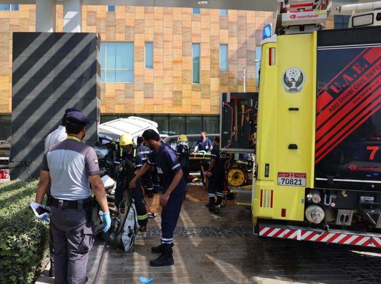 La Policía de Abu Dhabi difundió imágenes del accidente.