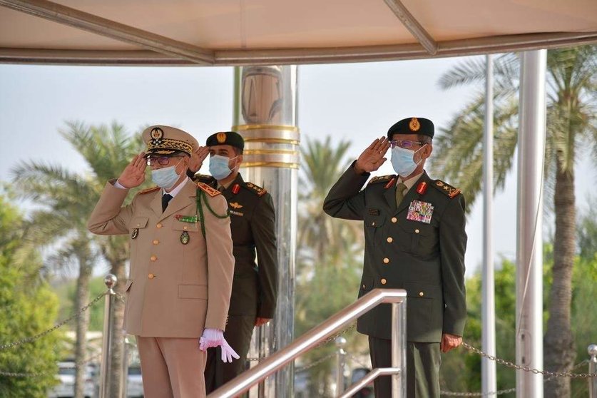 Un momento de la visita de oficiales de Emiratos en Marruecos. (Twitter)