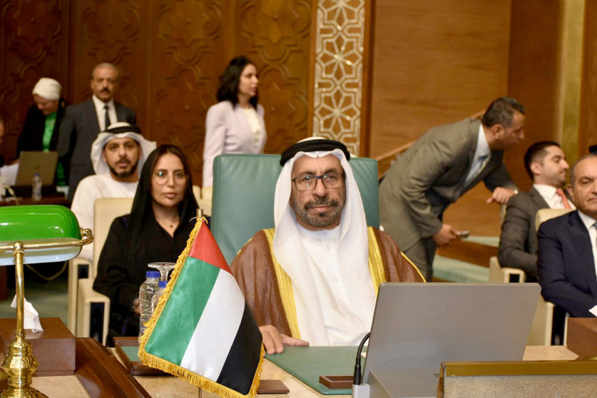El ministro de Estado de Emiratos Árabes Unidos, Khalifa Shaheen Al Marar, encabezó la delegación de su país a las reuniones extraordinarias del Consejo Ministerial de la Liga Árabe en la sede de la Secretaría General en El Cairo el domingo