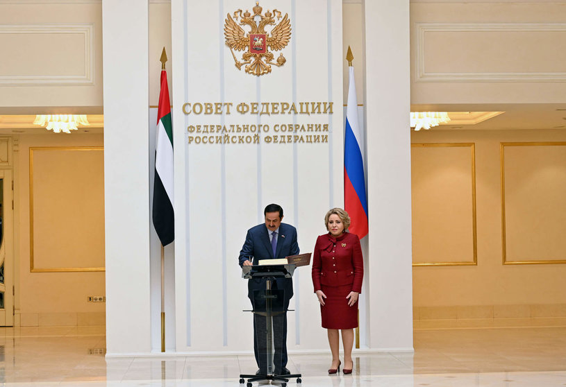 Los dos representantes del Parlamento de Emiratos Árabes y Rusia. (WAM)