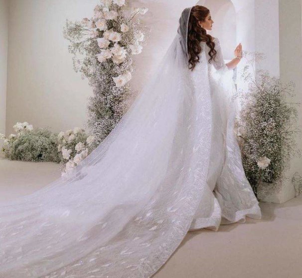 La jequesa Mahra con su vestido de boda. (Instagram)