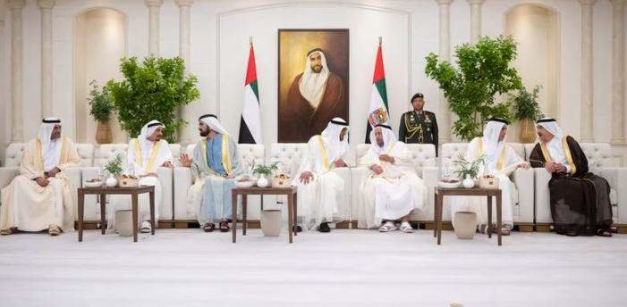 Los siete gobernantes de Emiratos Árabes reunidos con motivo del Eid Al Adha 2023. (Corte Presidencial)