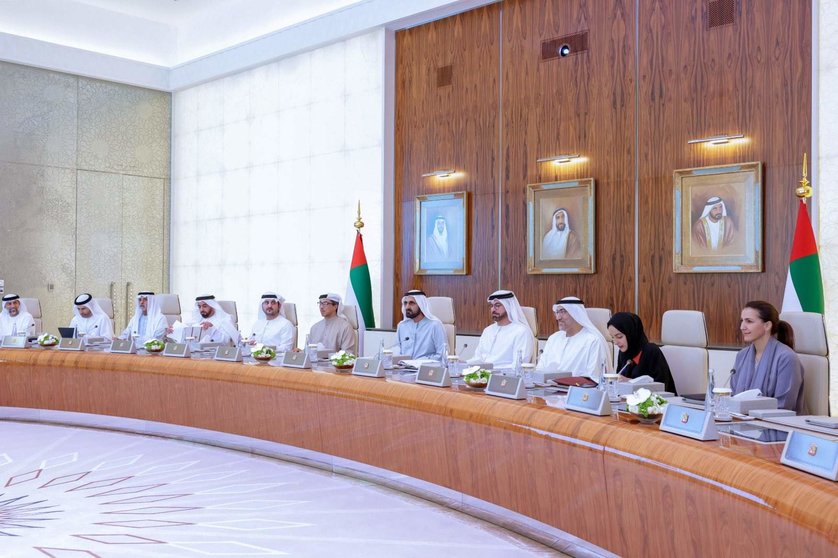 Una imagen del Gabinete de EAU reunido este lunes en Abu Dhabi. (WAM)