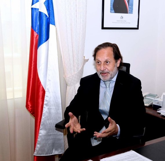 El embajador Chile en EAU, Patricio Díaz. (WAM)