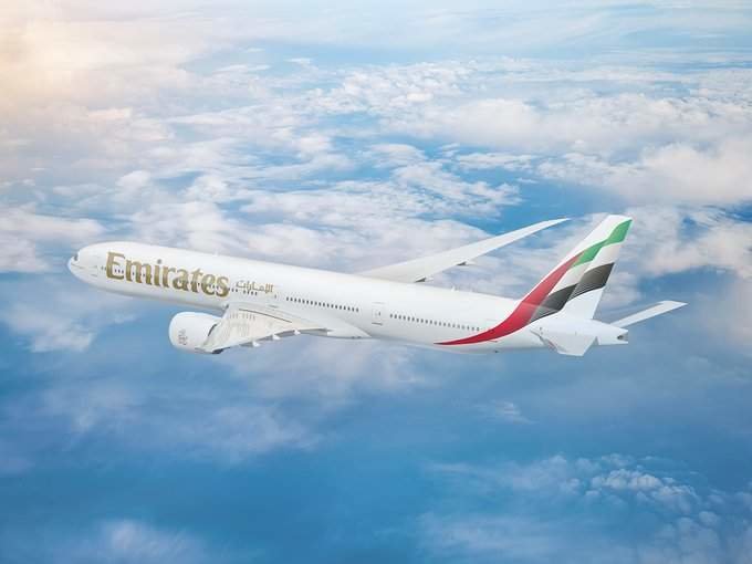 Un avión de la aerolínea de Dubai Emirates. (Twitter)