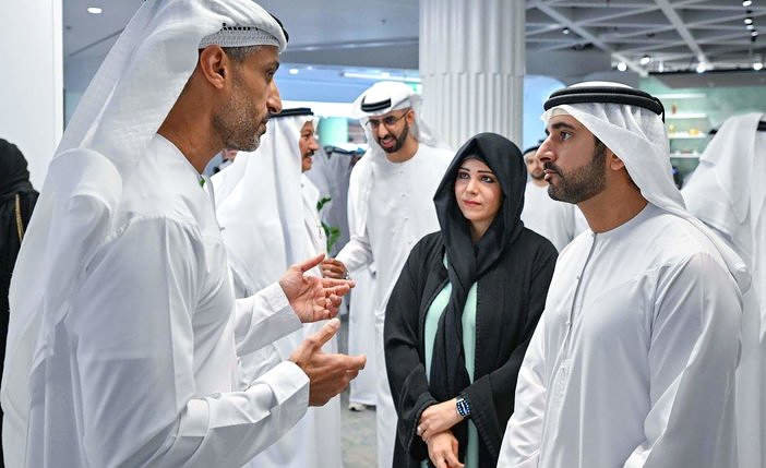 A la derecha, el jeque Hamdan bin Mohammed bin Rashid Al Maktoum, durante la presentación del evento. (WAM)