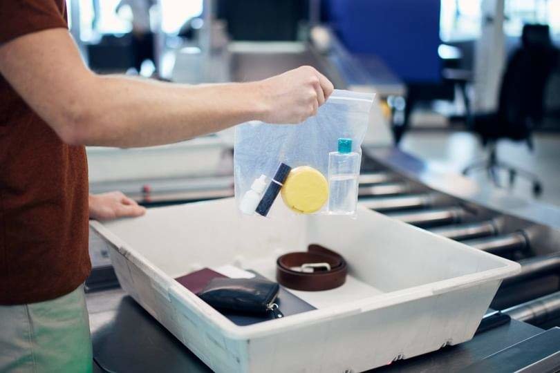 Una imagen de control de seguridad en un aeropuerto. (WAM)