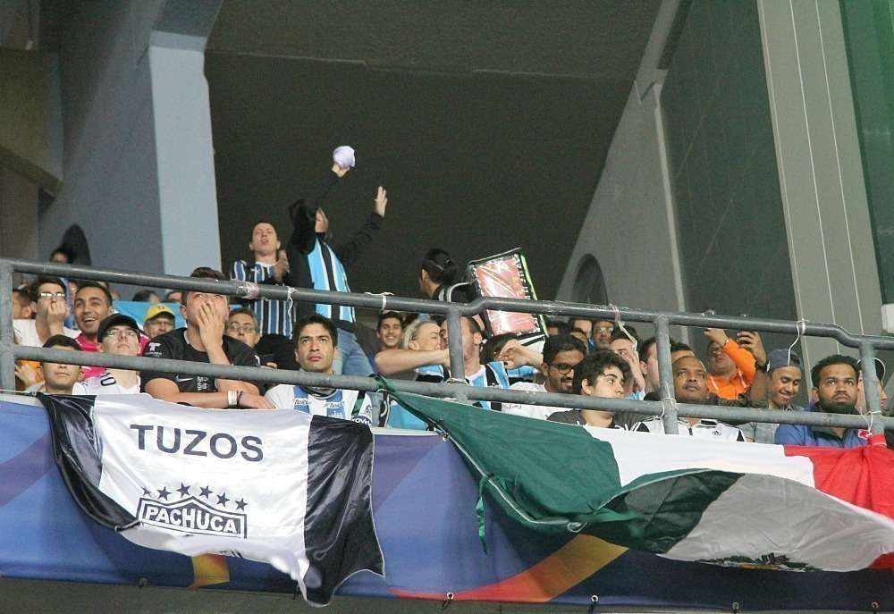 Los equipos latinos triunfan en el